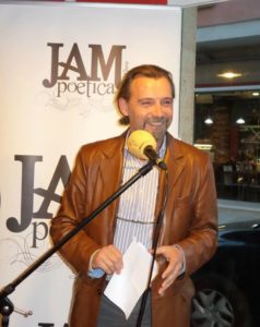 PRESENTACIO LLIBRE "LATIDOS CON NOMBRE PROPIO" @ Sala debat Pep Torrent CSC