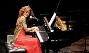 ESTIU A LA TORRE: CARMEN PARÍS, PARÍS AL PIANO @ Torre del Virrei